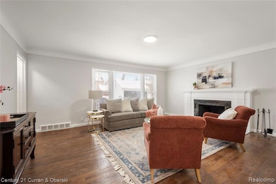 9259 W Outer Dr, Detroit, MI 48219 - photo 5