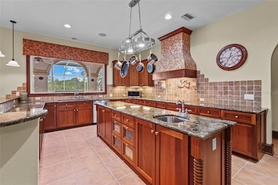 7025 Saddle Creek Cir, Sarasota, FL 34241 - photo 2