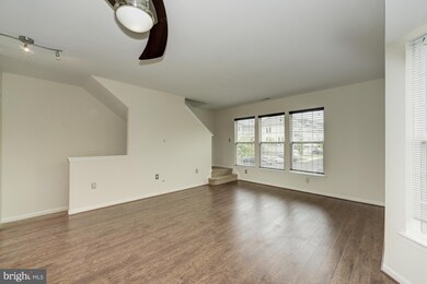 22974 Fontwell Square, Sterling, VA 20166 - photo 7