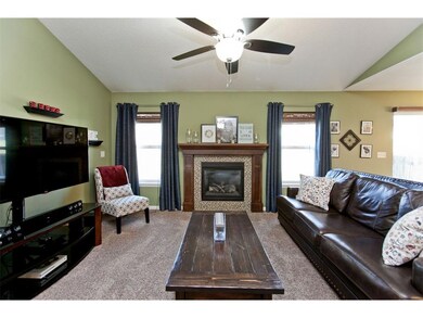 2814 Dennis Dr NW, Cedar Rapids, IA 52405 - photo 5