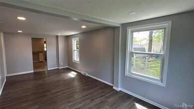 7520 Studebaker Ave, Warren, MI 48091 - photo 2
