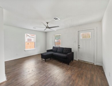 3450 Seabrook St, Houston, TX 77021 - photo 6