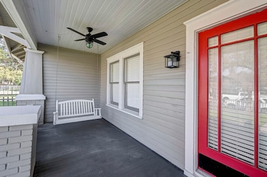 1633 W Main St, Houston, TX 77006 - photo 3