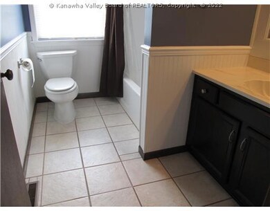 Main Level Bathroom.