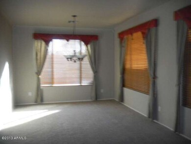 livingformal