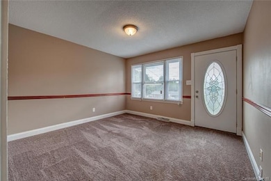 2428 Woodleaf Dr, Gastonia, NC 28052 - photo 4