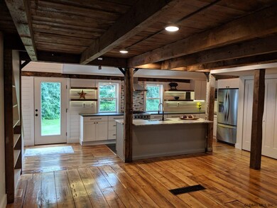 166 Jones Rd, Saratoga Springs, NY 12866 - photo 2