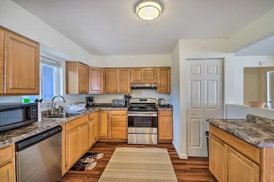 Country Pl Kitchen