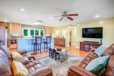 4830 Puuwai Rd unit A, Kalaheo, HI 96741 - photo 6