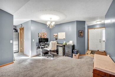 1393 Waters Edge Dr unit 26C, Akron, OH 44313 - photo 6