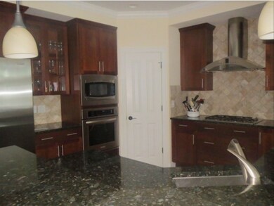 393 Sycamore St, Shelburne, VT 05482 - photo 7