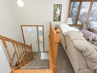 Great open foyer!  Bright and inviting!