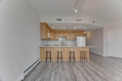 168 Humphrey St unit 2, Swampscott, MA 01907 - photo 4