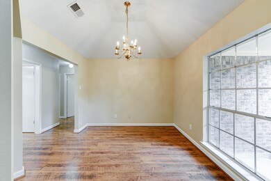 1025 Westglen Dr, Alvin, TX 77511 - photo 6