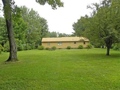 100 Barton Rd, Greenfield, MA 01301 - photo 2