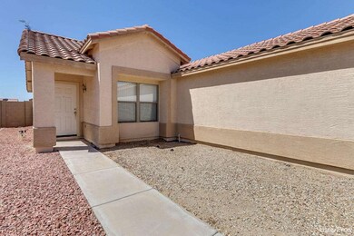 15603 W Acapulco Ln-006