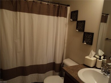 861 Queens Gate Way, Wadsworth, OH 44281 - photo 4