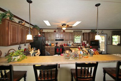 Bar & Kitchen