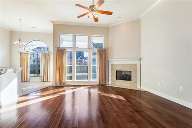 Grandiose living area w/ NEW Wood Floors
