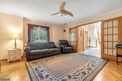 81 Columbus Ave, Totowa, NJ 07512 - photo 5