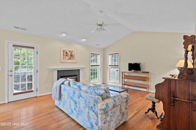11_living room