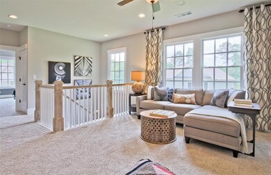 Upstairs loft right off of the stairs. Pics are fr