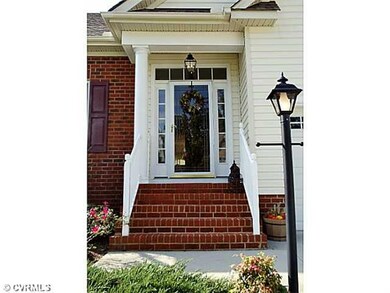 Facade/Exterior Front