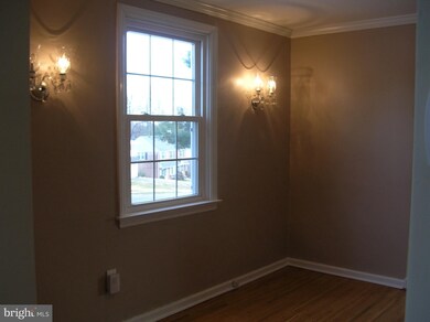 2416 N Greenhill Rd, Broomall, PA 19008 - photo 4