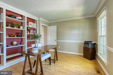 3662 Thomasson Crossing Dr, Triangle, VA 22172 - photo 5