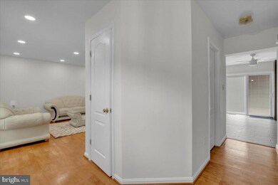 10285 Stansfield Rd, Laurel, MD 20723 - photo 4