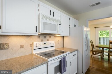 34 Tivoli Lake Ct, Silver Spring, MD 20906 - photo 4