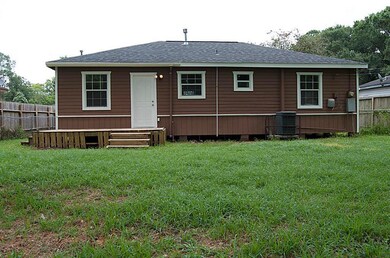 6605 Cathcart Dr, Houston, TX 77091 - photo 7