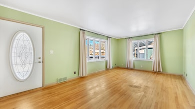 517 Richmond Ave, Sheboygan Falls, WI 53085 - photo 4