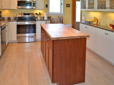 Island 1280