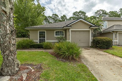 1 1565 Vineland Cir A
