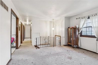 5719 Farley St, Shawnee, KS 66203 - photo 5