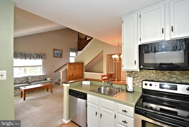 1808 Foxmeadow Cir unit CONDO 1808, Royersford, PA 19468 - photo 7