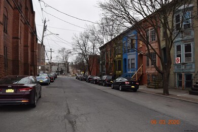 179 Elk St, Albany, NY 12210 - photo 3