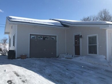 33 Snowcrest Rd, Fairfax, VT 05454 - photo 2