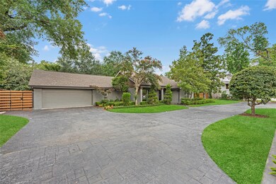 726 Bunker Hill Rd, Houston, TX 77024 - photo 2