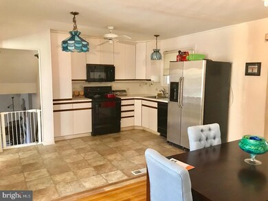 114 Cornwall Dr, Chalfont, PA 18914 - photo 7