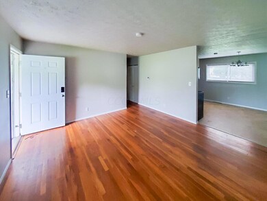 5572 Newport Ct, Columbus, OH 43232 - photo 5