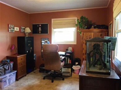 844 Ridgeway Dr, Asheboro, NC 27205 - photo 7