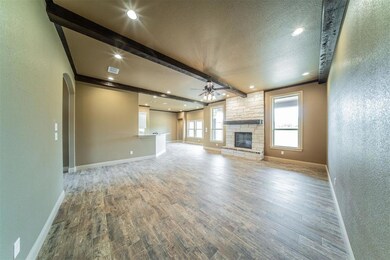 499 Newfield Ln, Springtown, TX 76082 - photo 5