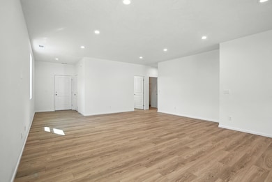 1321 E 12th St, Deer Park, WA 99006 - photo 7