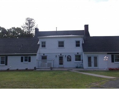 705 Hiwassee Hill Dr, Johnson City, TN 37601 - photo 3