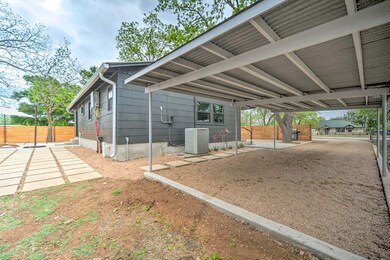 1788 W Live Oak St, Fredericksburg, TX 78624 - photo 7