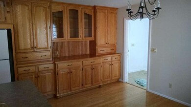 1728 E  hampton dining room