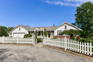 003-photo-front-view-6442128