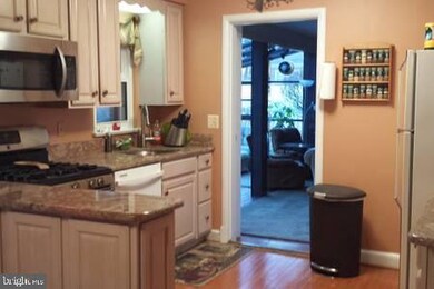 5607 Dawes Ave, Alexandria, VA 22311 - photo 6